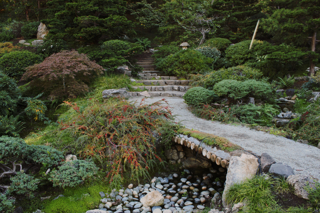 hakone gardens hill and pond area